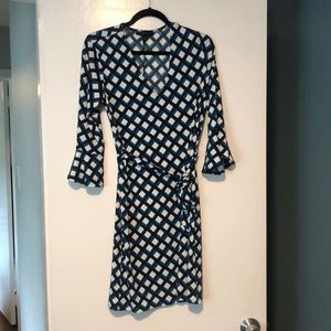 BR Factory bell sleeve dress